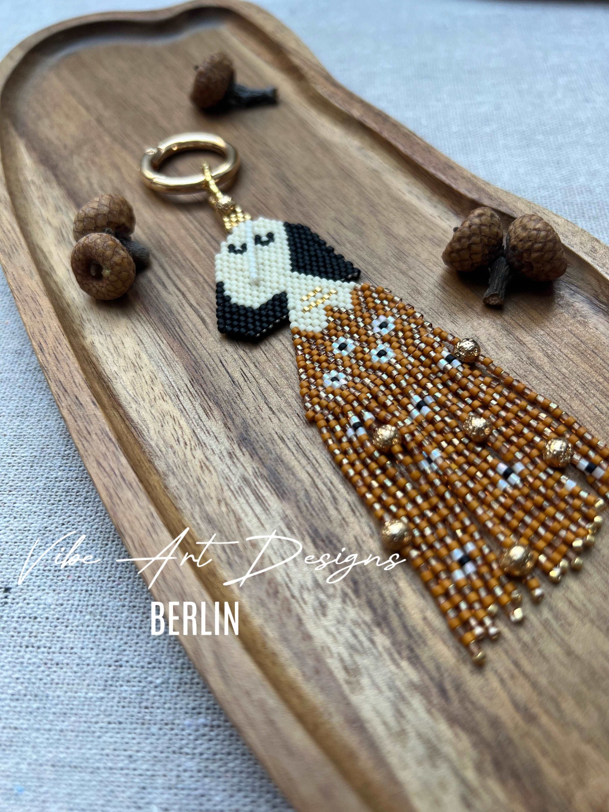 Schlüsselanhänger One-of-a-Kind Beaded Keychains Made to Order